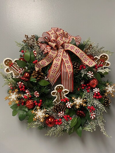 Gingerbread Holiday Wreath